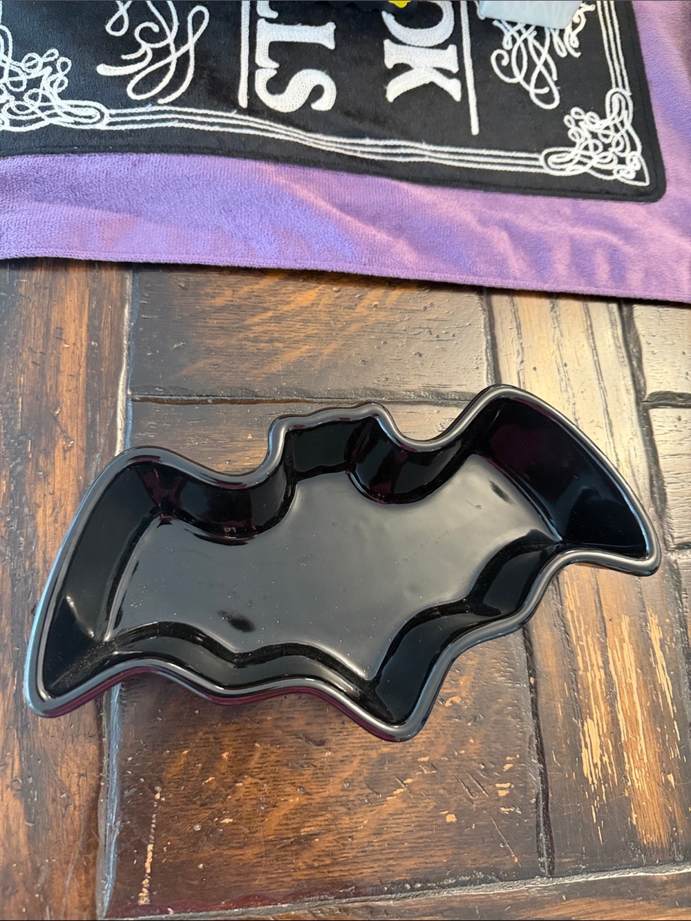 Chantal Halloween Black Bat-Shaped Microwave/Freezer Dish Holiday Home Accent